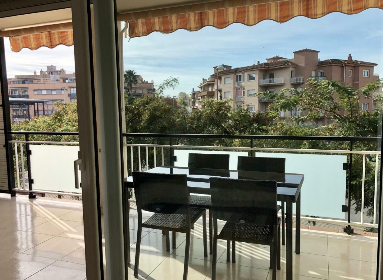 Apartamentos Benet Росас Экстерьер фото