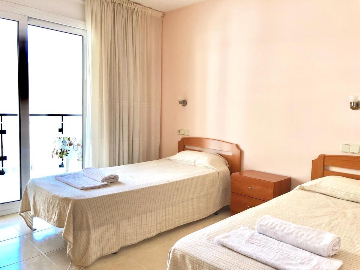 Apartamentos Benet Росас Экстерьер фото