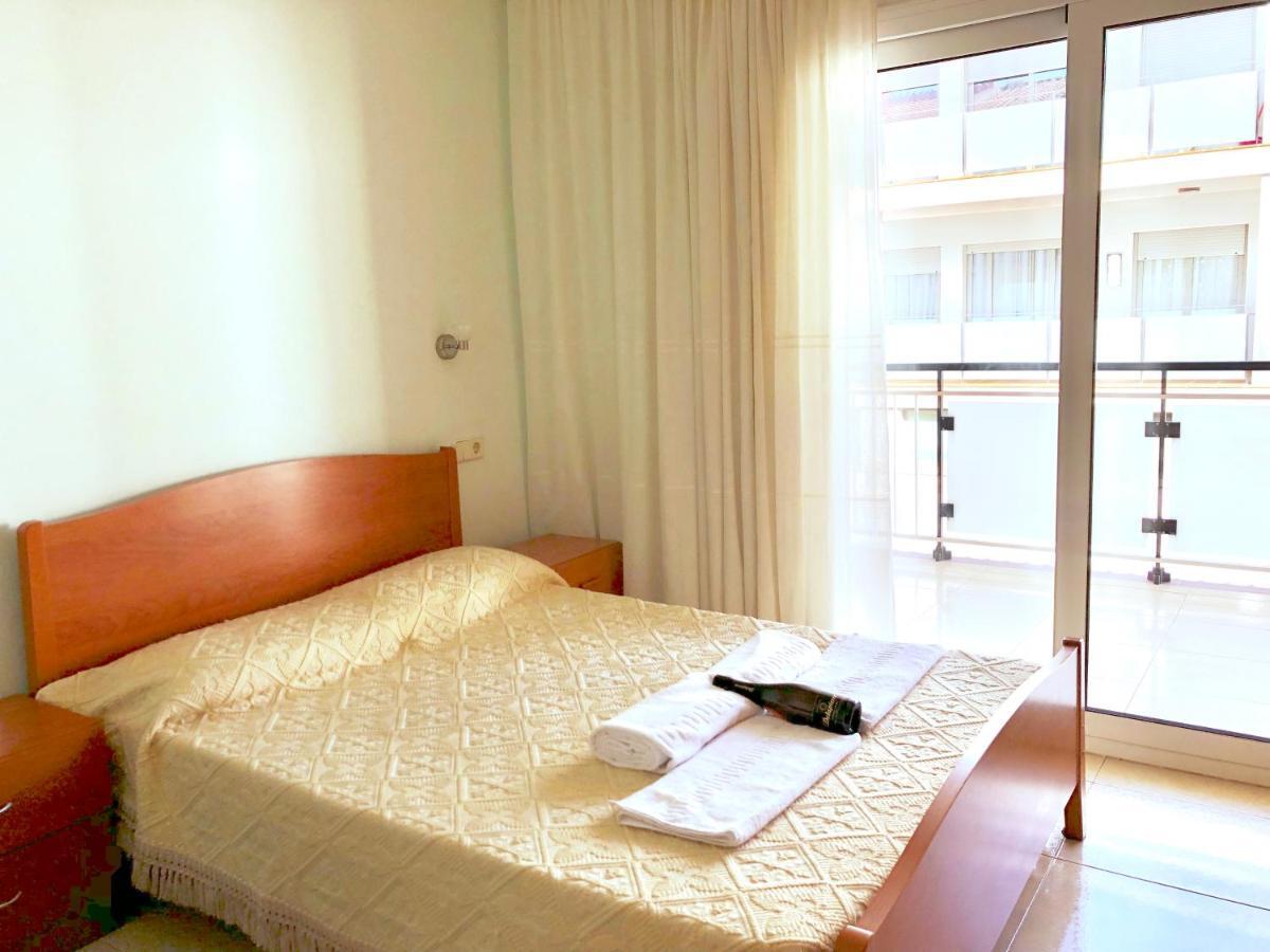 Apartamentos Benet Росас Экстерьер фото